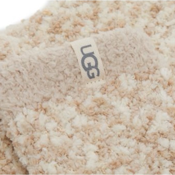 UGG Chenille Socks in Cream (new) - Picture 3 of 3